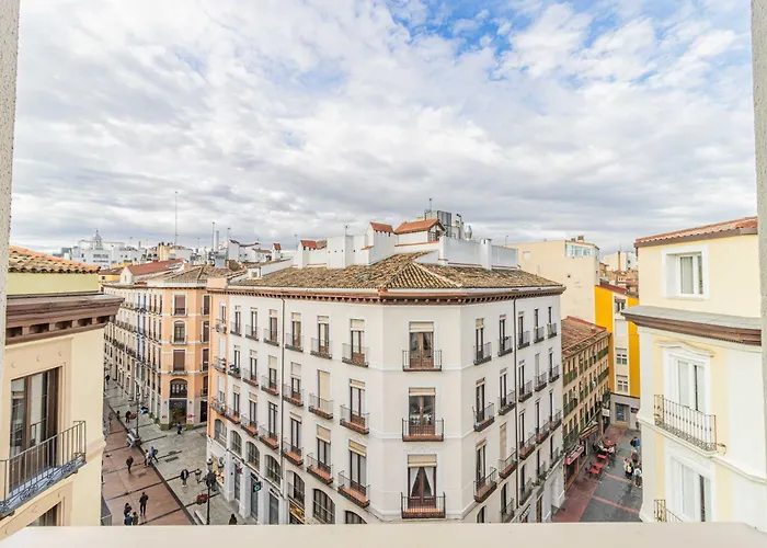 Amplio Junto A La Basilica Del Pilar By